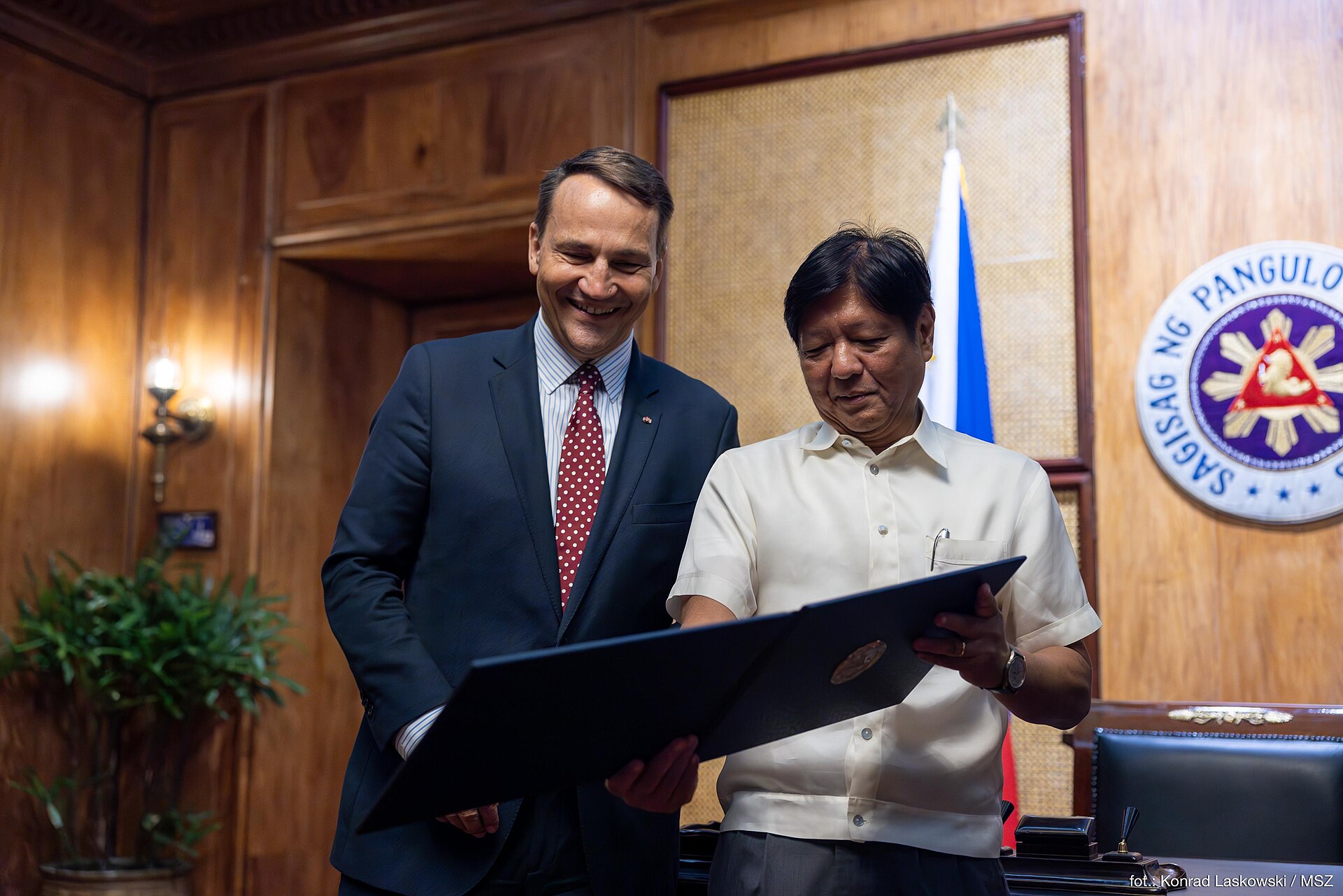 Philippines reaffirms 'One China' policy, rules out role in Taiwan conflict